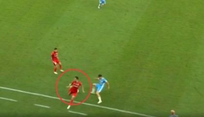 永利网址-点睛之笔！刘若钒脚后跟做球，海港3脚传递流畅打穿河南防线